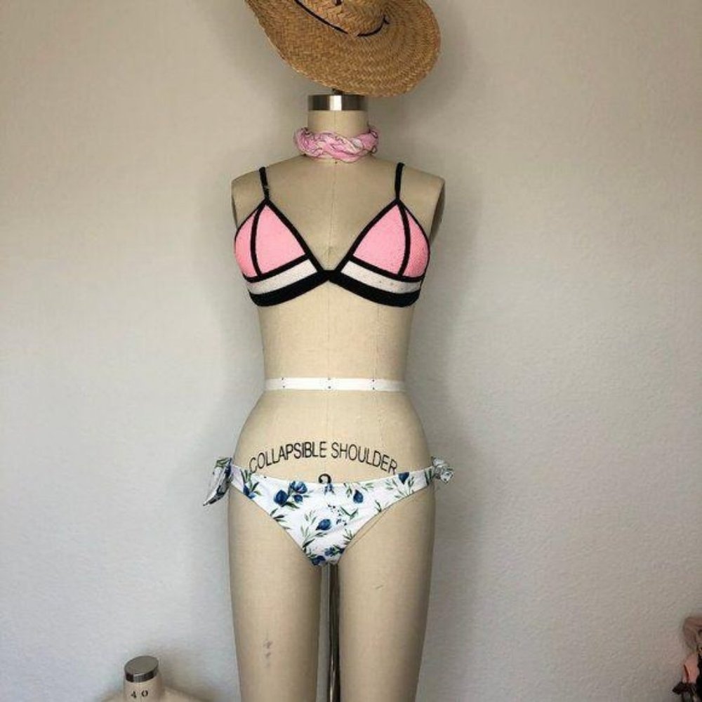 Triangl Mesh Bambi Triangle Color Block Bikini Top - image 1